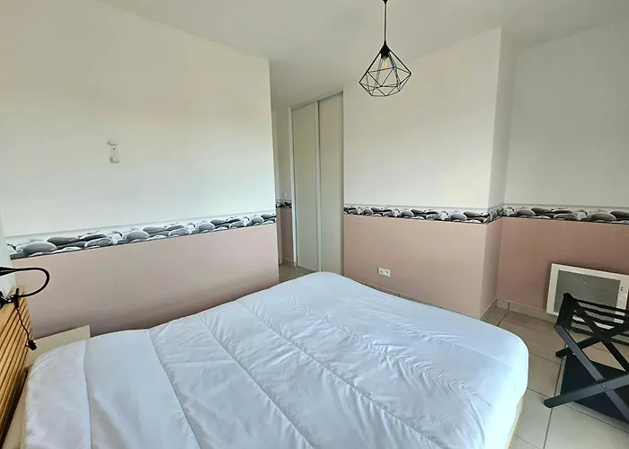 T3 Cosy 200m De La Plage, Terrasse, Parking * Le Barcarès